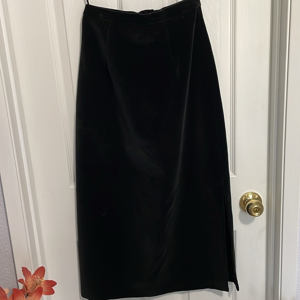 JOHN CHARLES Velvet Skirt